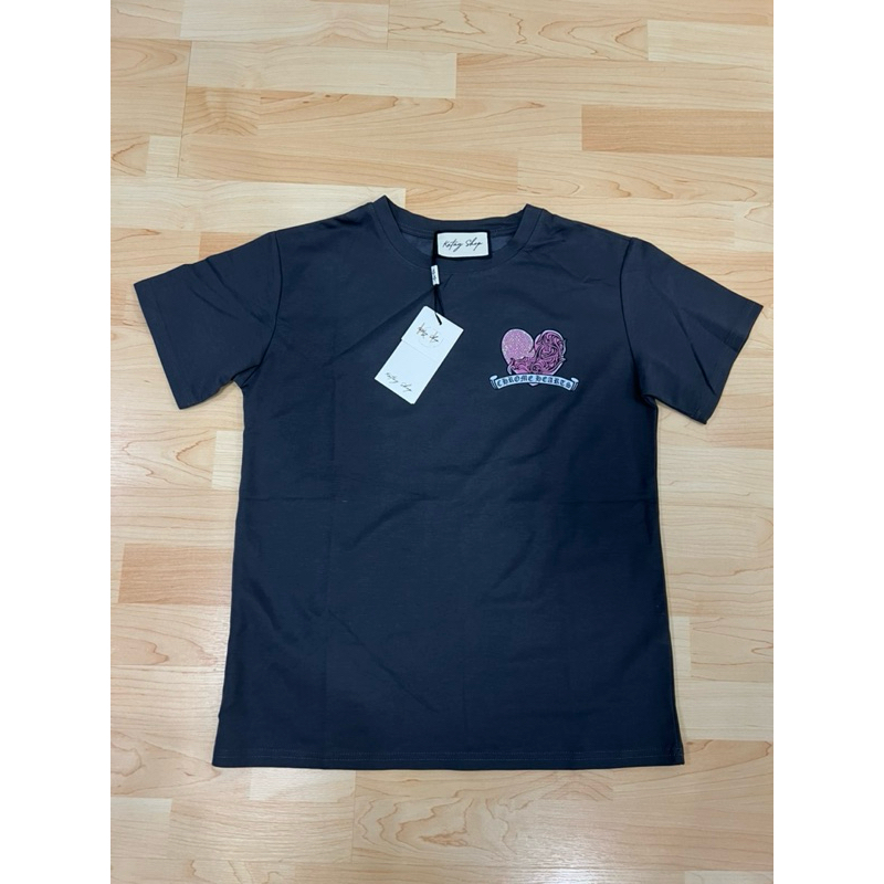 ✅มือ1✅ เสื้อยืดสีเทาดำ ลายเพชรโคมฮาท ฟรีไซส์ ป้าย KT