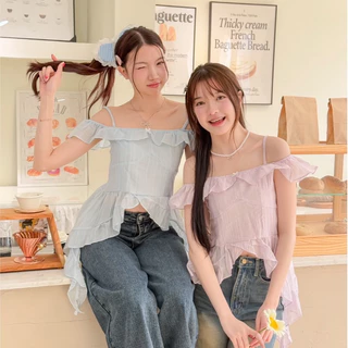 Jelly cami : เสื้อปาดไหล่แมงกระพรุน แต่งสายเดี่ยว เย็บตีเกล็ดหน้า เนื้อผ้าแก้วมีความเบาบาง KN.Clothes