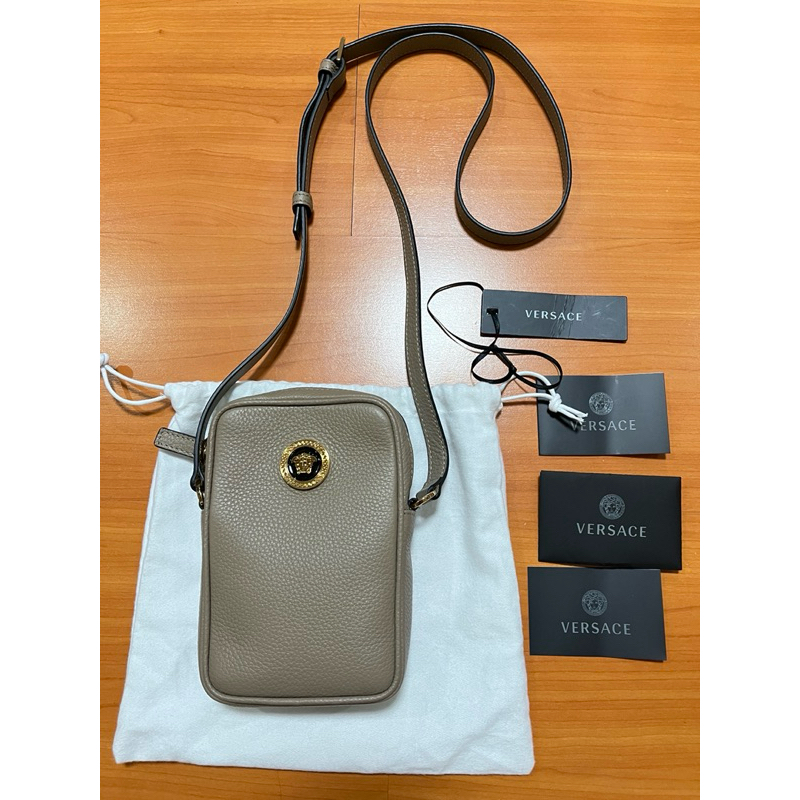 ส่งต่อ VERSACE Leather Shoulder Bag Crossbody Bag แท้