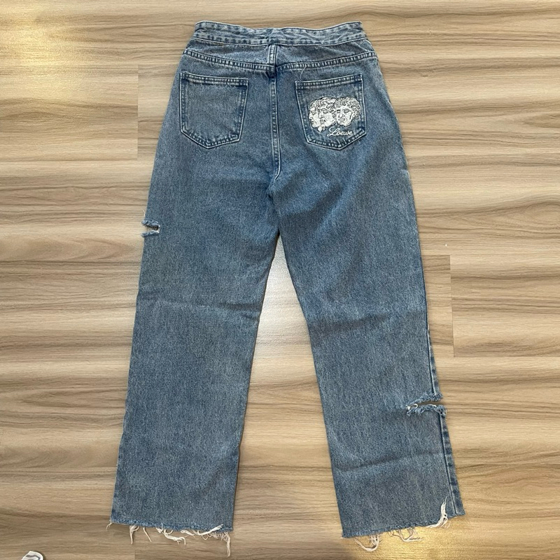 กางเกงยีนส์ เอวสูง ลายปัก Loewe