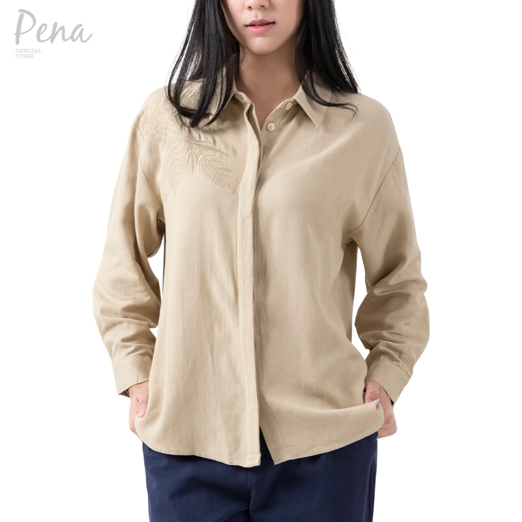 Pena house เสื้อผู้หญิงคอปกเชิ๊ต แขนยาว ปักลายใบไม้ PWSL022501