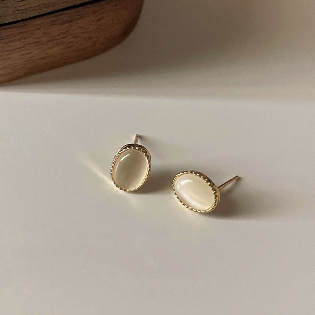 Moonlit mist stud earrings