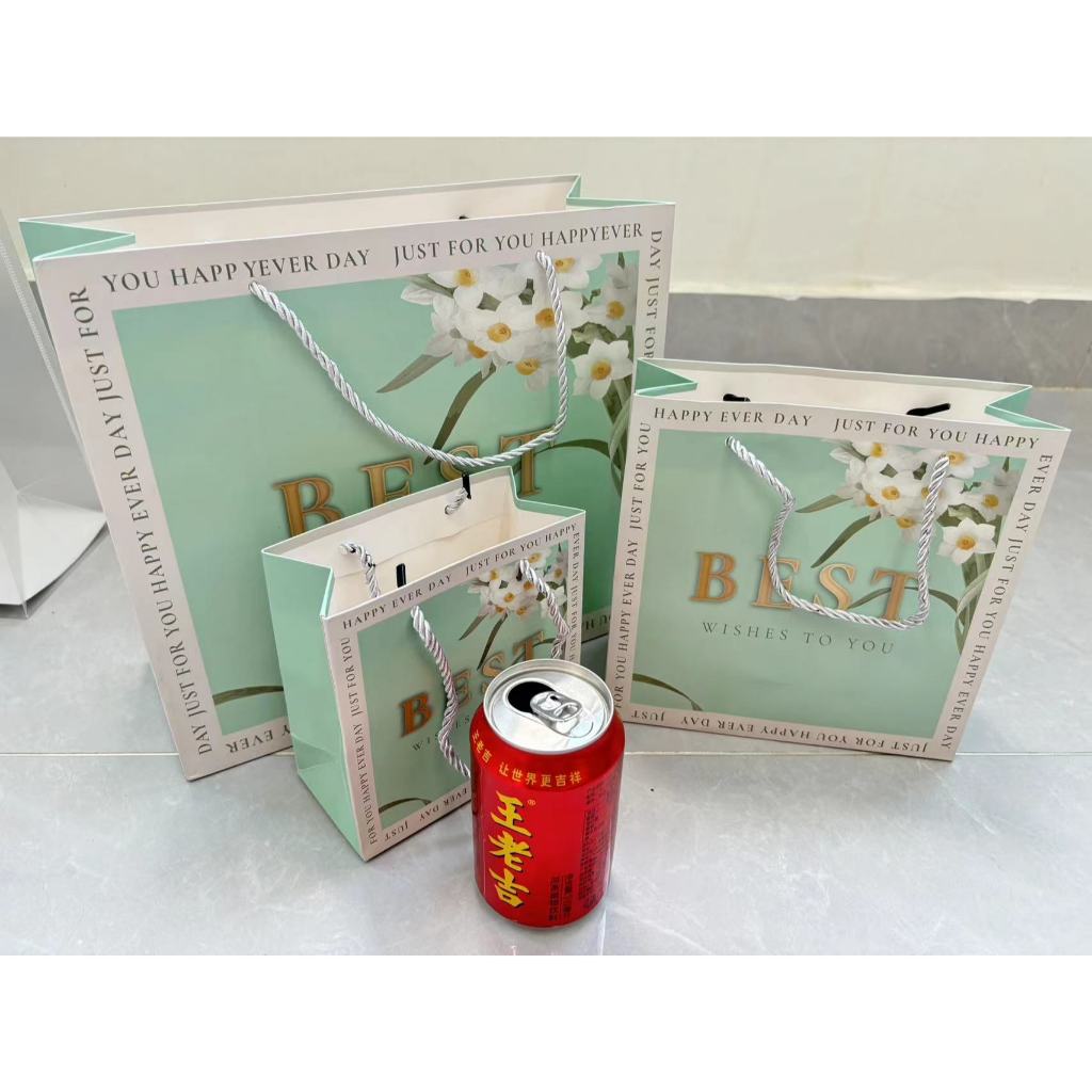 ถุงกระดาษ ถุงของขวัญ ลายดอกไม้ หูหิ้วเกลียวเชือก มี 3 ขนาด - รูปที่ 6