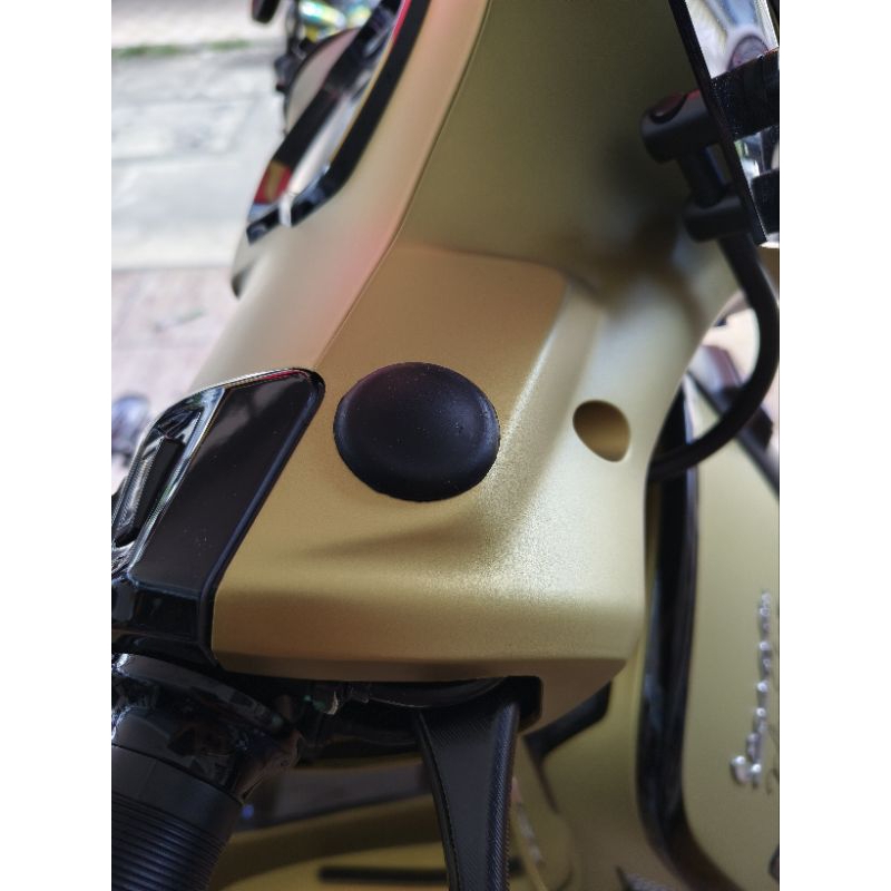 อุดกระจก ปิดช่องกระจก Vespa GTS 150 ปี 2023 ~ 2024