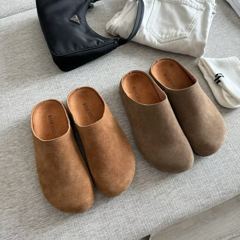 WEAR.SOUL Suede Leather Clogs รองเท้าหนังกลับ