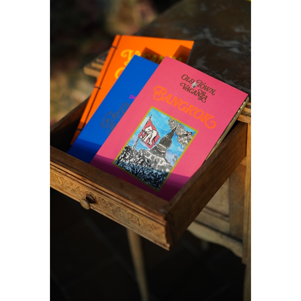 Old Town Vacanza Bangkok |  เพลินพระนคร โดย พลอย จริยะเวช