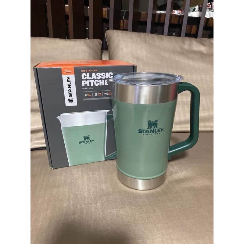 ลิตร STANLEY Classic Stay Chill Beer Pitcher 64 oz เหยือกเบียร์เก็บความเย็น แสตนลีย์ ของใหม่ ของแท้100%