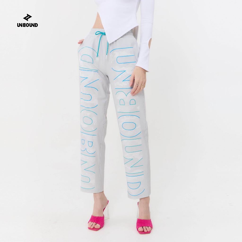 UNBOUND ASTRO CAMO STRAIGHT PANTS (GREY) กางเกงขายาวทรงกระบอก สีเทาอ่อน ลายคาโม่