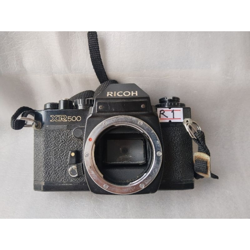 กล้องฟิล์มวินเทจ​ ricoh xr500 (อ่านให้เข้าใจก่อนซื้อ)​เทสเบื้องต้นขึ้นฟิล์มได้ชัตเตอร์ได้​  เอาไปสะส