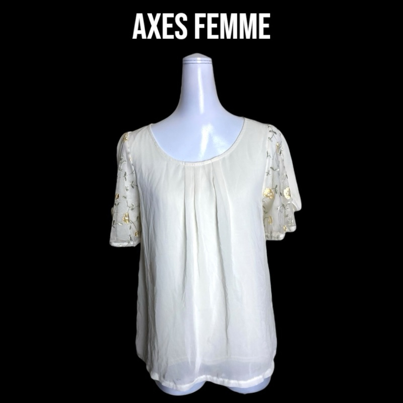 Axes Femme เสื้อแขนสั้นคอกลมสีเบจ