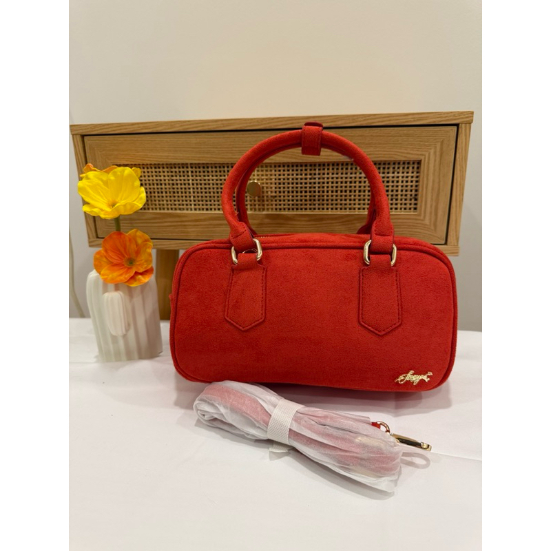 กระเป๋าSosy bag รุ่น Scottish น้องเป็นกำมะหยี่หนังกลับน่ารักมาก ถ่ายจากสินค้าจริง