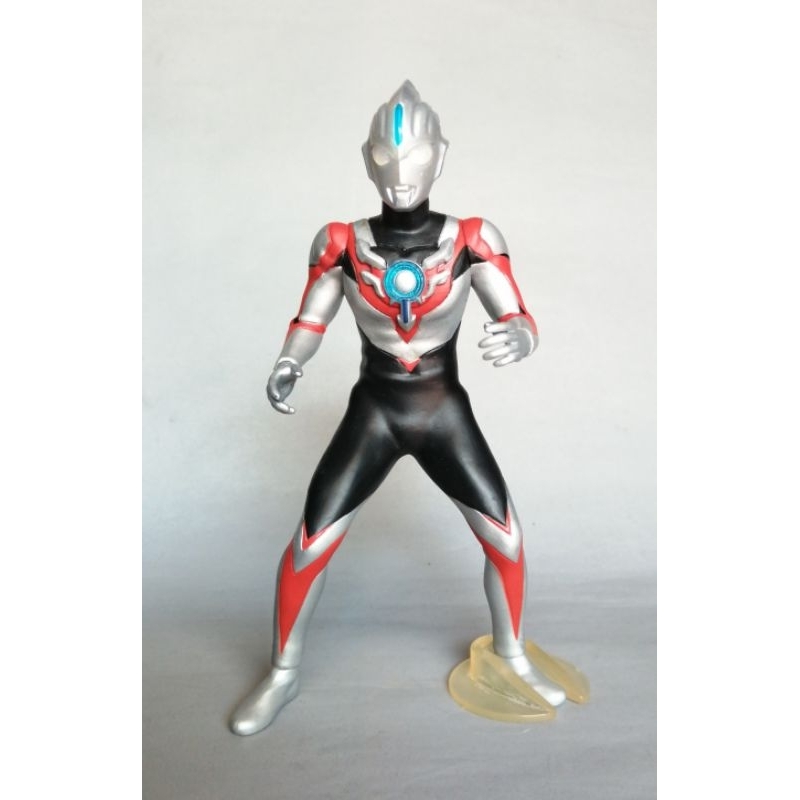 ULTRAMAN​ HERO​'S​ BRAVE​ STATUE​ FIGURE​