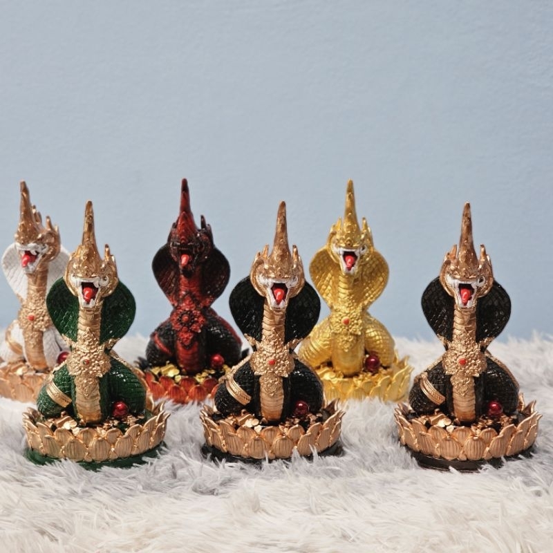 พญานาค(องค์นาคี)เหล็กน้ำพี้ฐานกว้าง5นิ้วสูง10นิ้วเเถมฟรีฐานรอง