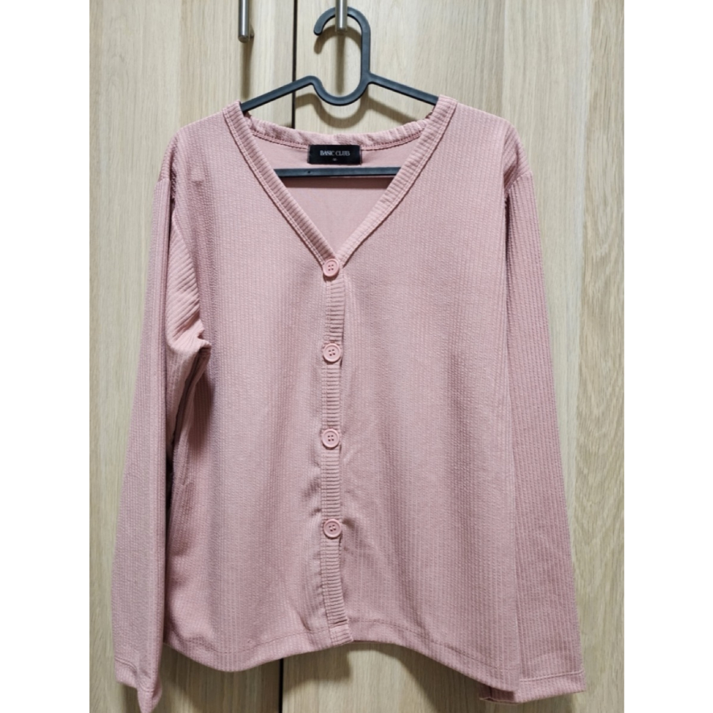 Basic.Club - เสื้อคาร์ดิแกนคอวี, Tilly Tank Top [ส่งต่อ]
