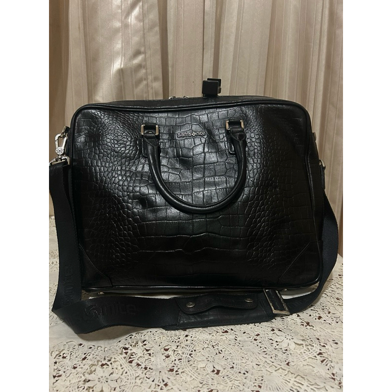 กระเป๋าหนังSamsoniteงานดีมือสอง