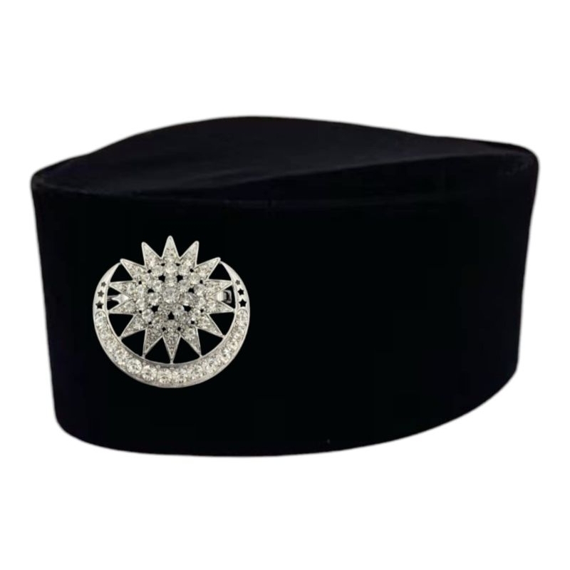 หมวกซอเกาะพร้อมเข็มกลัด ทรงโค้งสวยมาก