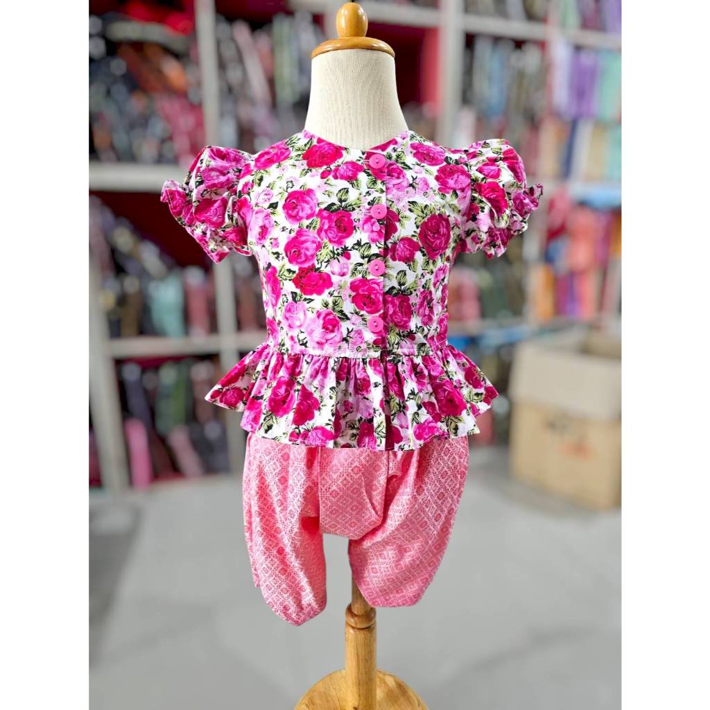 ชุดไทยเด็ก ลายดอกสงกรานต์ ชุดไทยน่ารัก เด็กหญิง7-12 Kg.