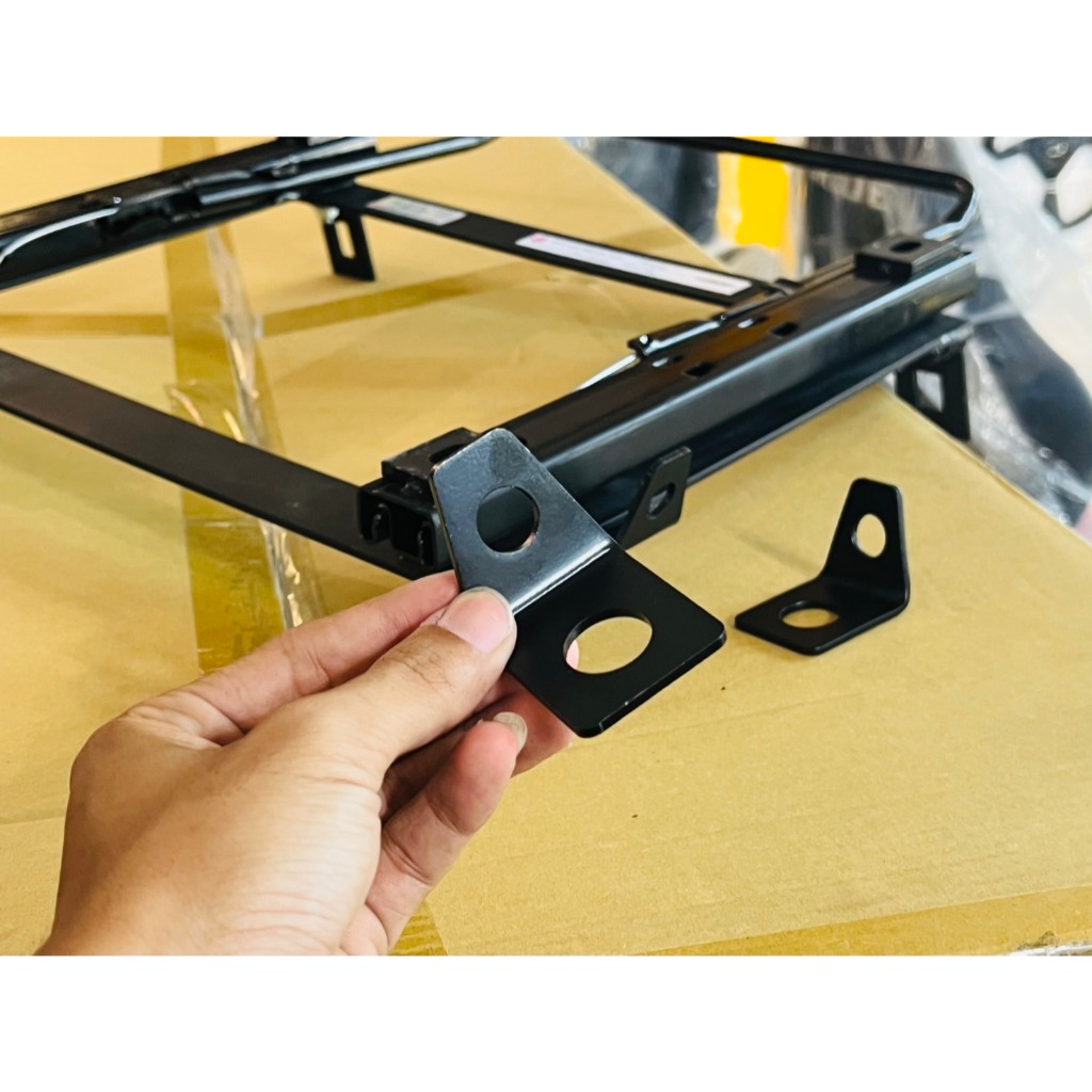 เมาท์ยึดเบลท์ มุม 90 องศา อุปกรณ์เสริม หูเข็มขัดเบลท์แต่ง takata hpi omp adapter support mount racing seat belt harness
