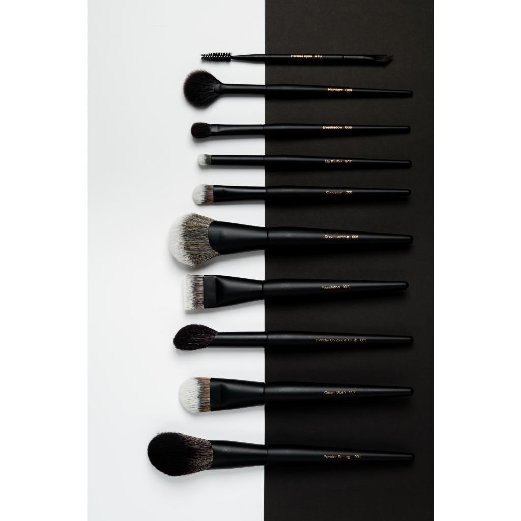 แปรง Tanarin All black edition 10 ชิ้น ยกเซท แถมฟรี กระเป๋าใส่แปรง รุ่นใหม่