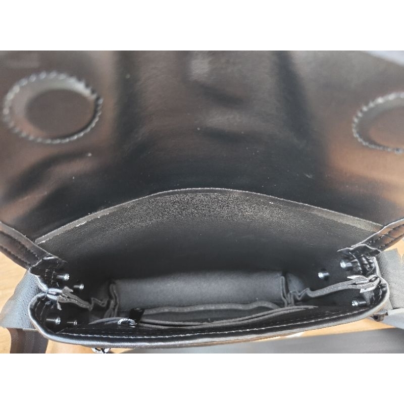 ANTAPAN MINI9 -รุ่นOFF ดำสกีน เนื้อผ้าดี ทรงสวย สายปรับสั้น-ยาวได้