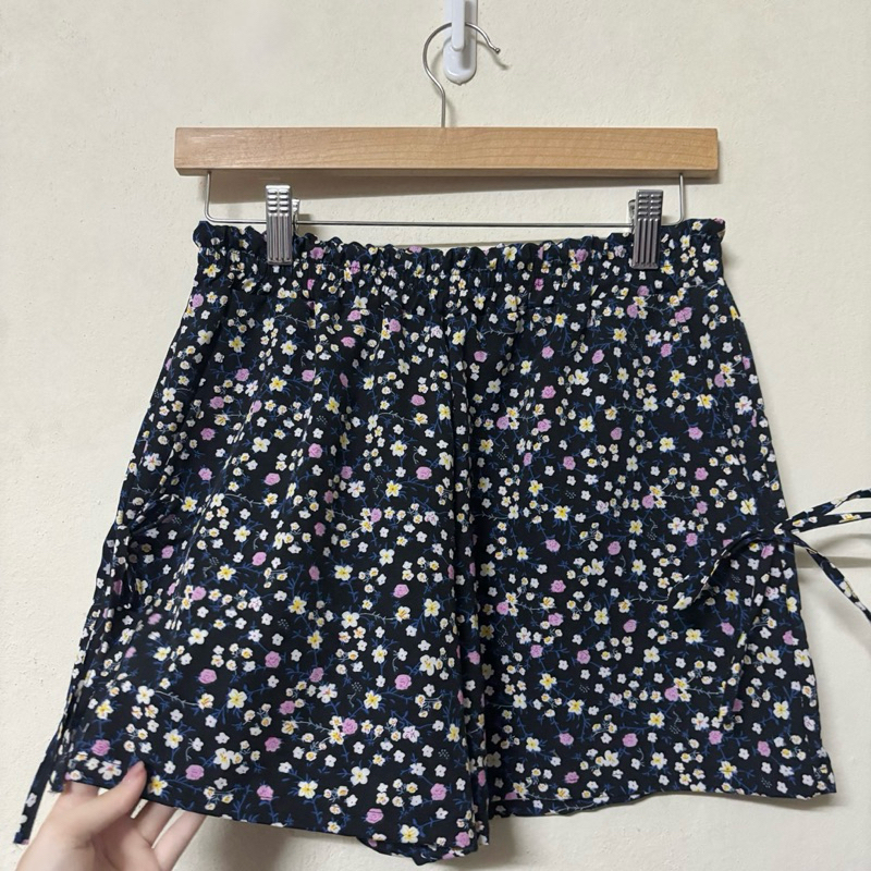 กางเกงขาสั้นลายดอกไม้ 🌷🍡 - รูปที่ 4