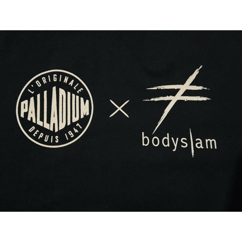 (สินค้ามือสอง)++90%++พร้อมส่ง เสื้อยืด palladium x bodyslam  สีดำ ไซร์ L