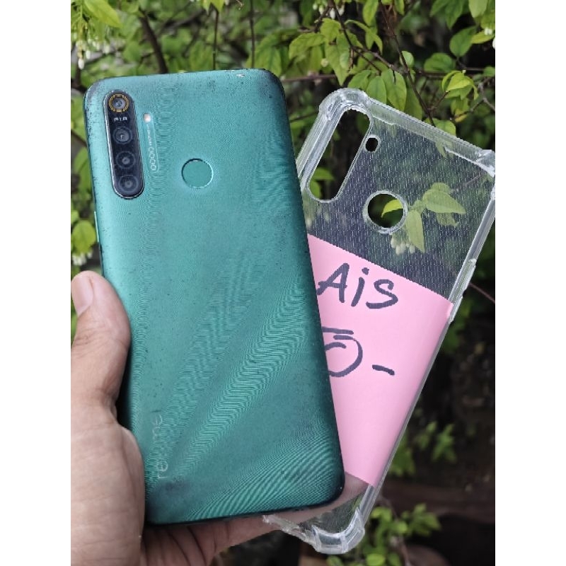 Realme 5i มือสอง ram4/64 ใส่ได้แต่ซิม AIS มีชุดชาร์จแถมให้