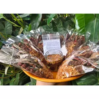 ส้มป่อย ▪ ชุดส้มป่อย (ส้มป่อยเดือน5+ดอกสารภี+ดอกคำฝอย🔹(ทำน้ำมนต์ แก้ของเสื่อม สรงน้ำพระ รดน้ำดำหัว) เก็บ สด ใหม่ ปี2569