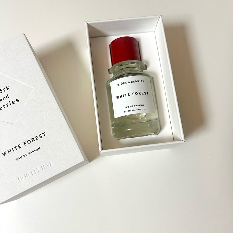Used like very new : Bjork & Berries กลิ่น White Forest  (EDP) ชอป 4350.-