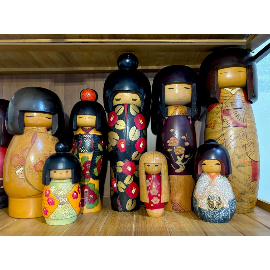 ตุ๊กตาญี่ปุ่น ตุ๊กตาไม้โคเคชิ ตุ๊กตาโคเคชิ (Kokeshi Doll) ตุ๊กตาญี่ปุ่นโบราณ