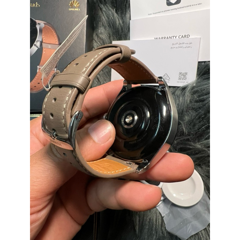 ‼️เคลียร์สต๊อกครับ‼️ สมาร์ทวอทช์ HUAWEI Watch Buds khaki มือ 2 สภาพ 95% สวยๆครับ อุปกรณ์ครบยกกล่องการใช้งานปกติ