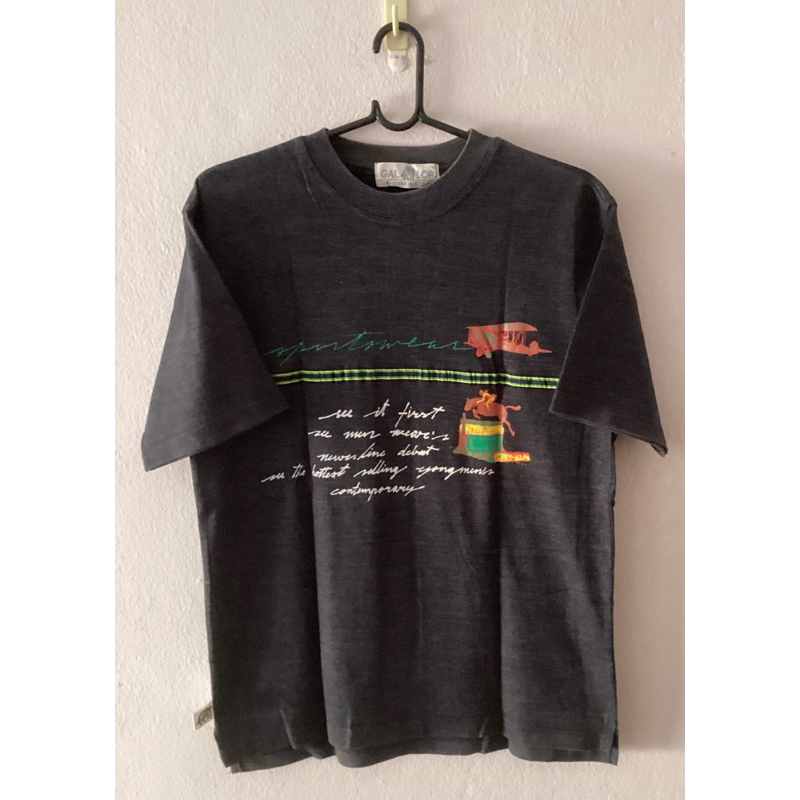 เสื้อยืดมือสอง Gallop