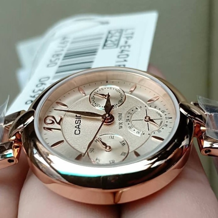 Casio นาฬิกาข้อมือผู้หญิง รุ่น LTP-E401PG-9AVDF Lady Watch