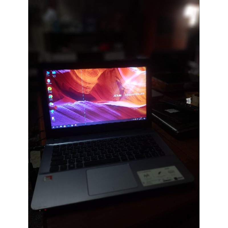 notebook asus x441b a9 9420 with radeon r5 ram4gb harddisk 1tb มือสอง