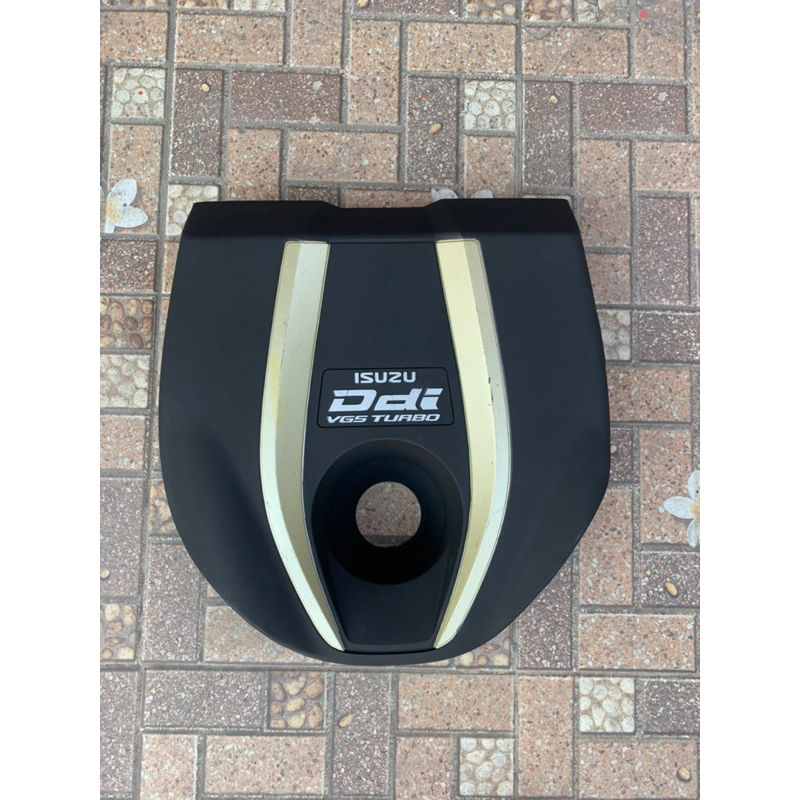 ฝาครอบเครื่อง Dmax all new 2012-2015 vgs turbo แถมลูกยาง