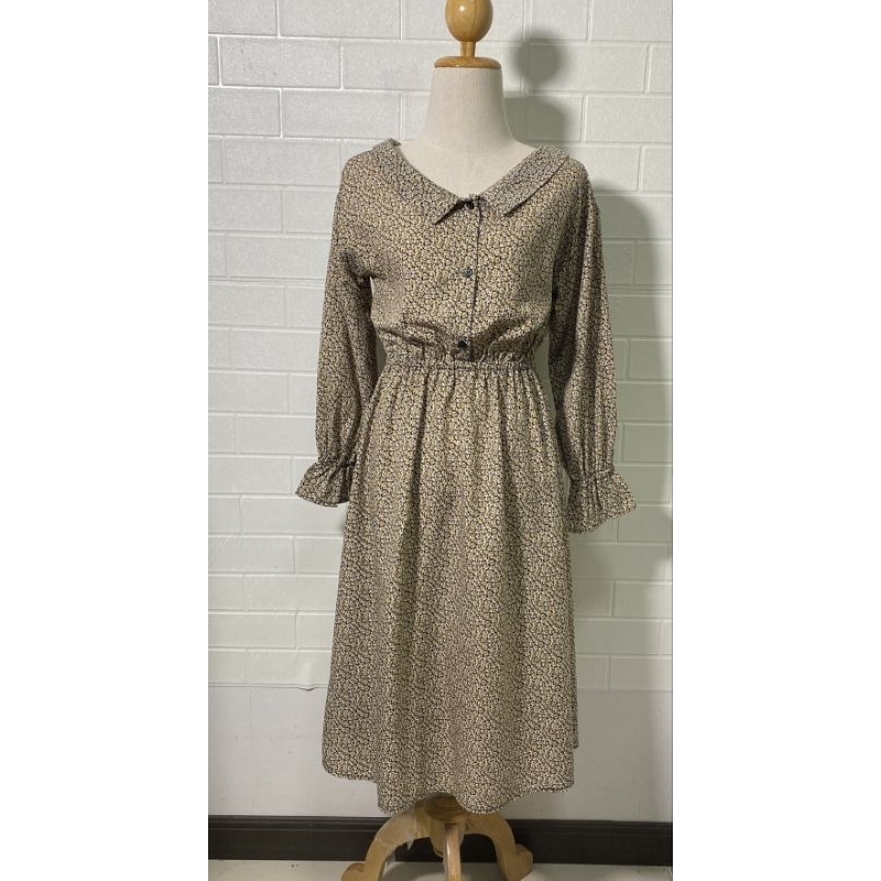 เดรสมือสองแบรนด์ CHIP  CLIP