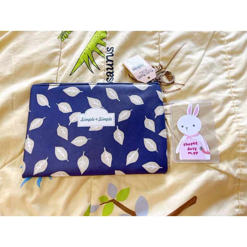 กระเป๋าดินสอ / กล่องดินสอ แบรนด์ MOSHI MOSHI สีน้ำเงินลายใบไม้ (มือหนึ่ง)