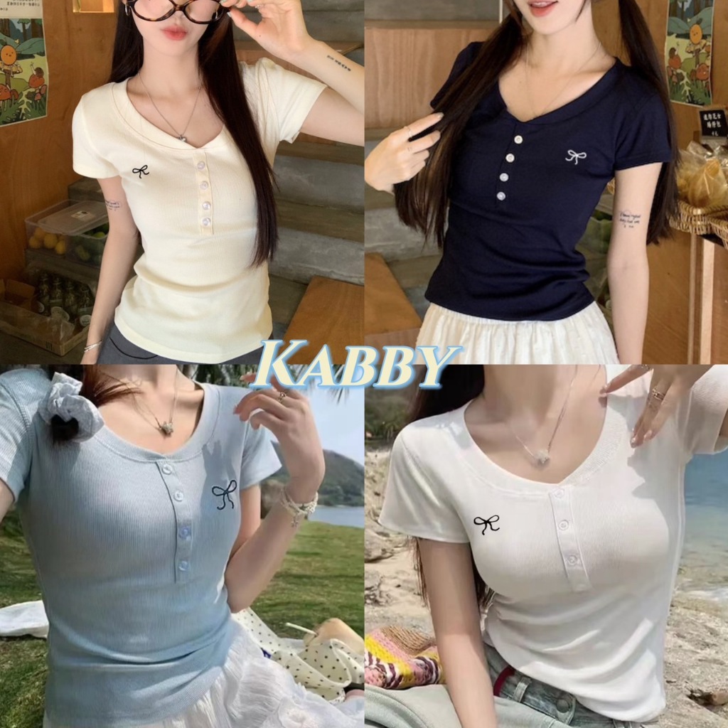 พร้อมส่ง🤍เสื้อยืดแขนสั้น ปักรูปโบว์ ผ้าร่องใส่สบาย มีดีเทลกระดุมด้านหน้า สีพื้น