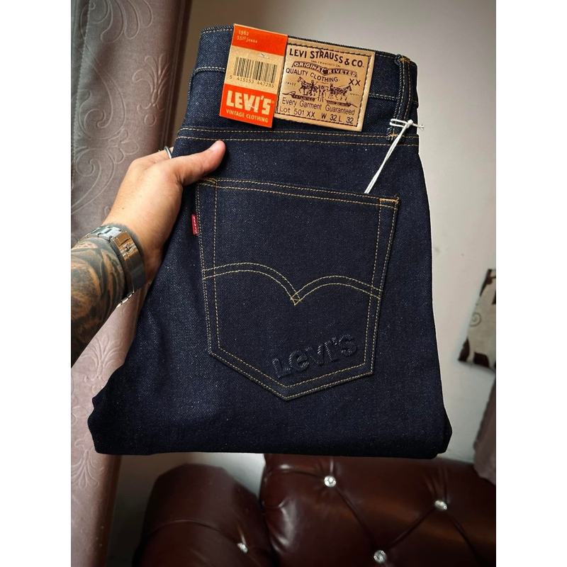 กางเกงขายาว ผ้าหนา 17 ออน กระบอกกลาง สีอินดิโก้ยีนส์ สินค้าราคาโล๊ะสต๊อก