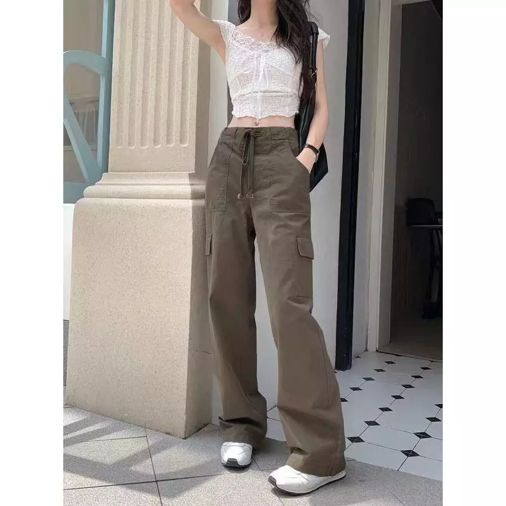 พร้อมส่งในไทยทุกวัน กางเกงชิคๆ สไตล์มินิมอล รุ่น Kara Cargo สีเขียวขี้ม้า เอวสมอค