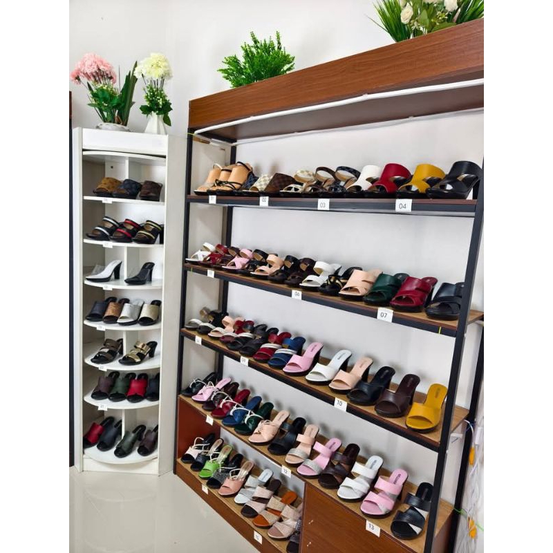 ล้างสต๊อก 249 บาททุกคู่