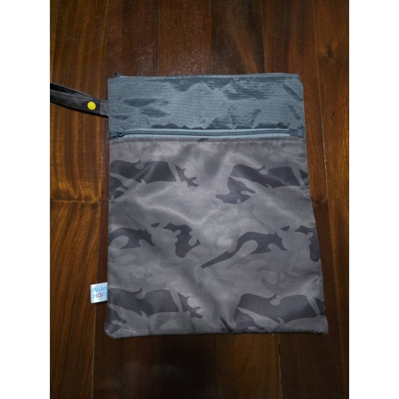 Alan Hops Wet/Dry Bag ลาย Clay Camouflage