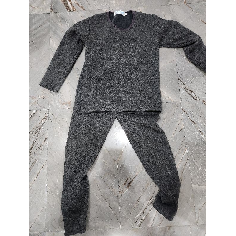 ชุดกันหนาว heatech มือ 1 ราคาถูก เด็กชายหรือเด็กหญิงก็ได้