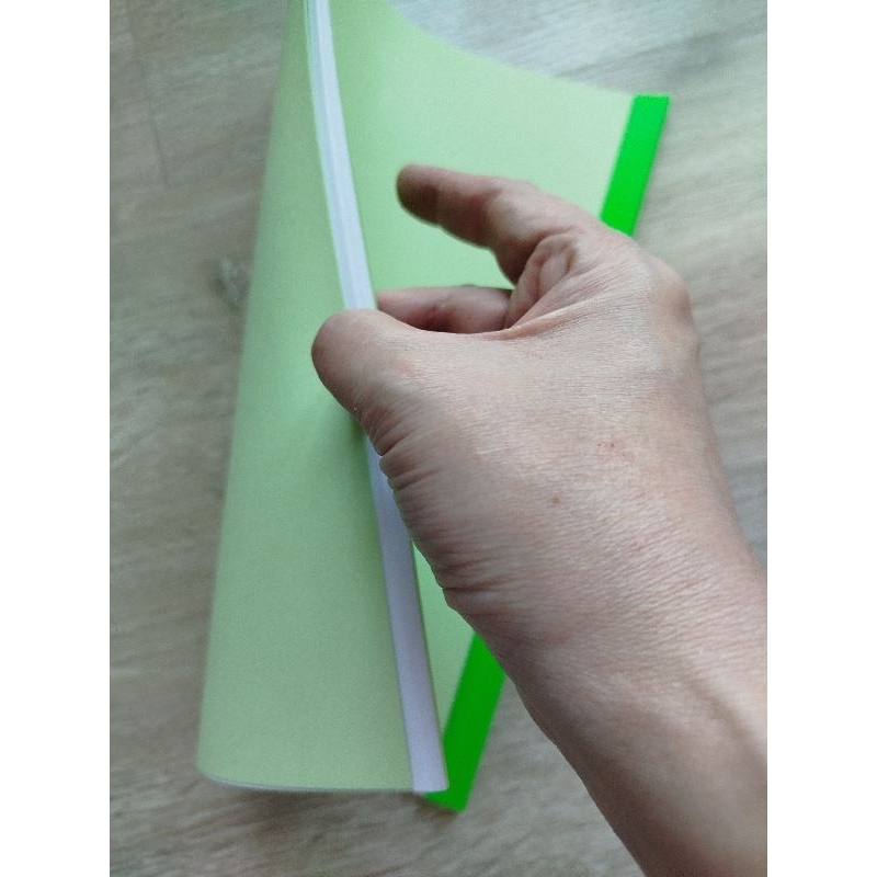 ชุดกระดาษรายงานขนาด a4 เปล่าพร้อมกระดาษปกหน้าและปกหลังพร้อมสันปกรายงาน