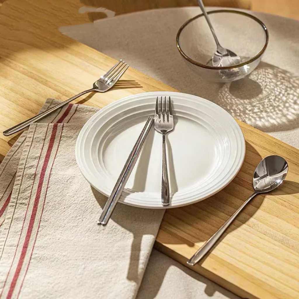 ช้อน&ส้อม ช้อน&ส้อมแสตนเลส เกาหลี ยาว Forks and Spoons น้ำหนักกำลังดี