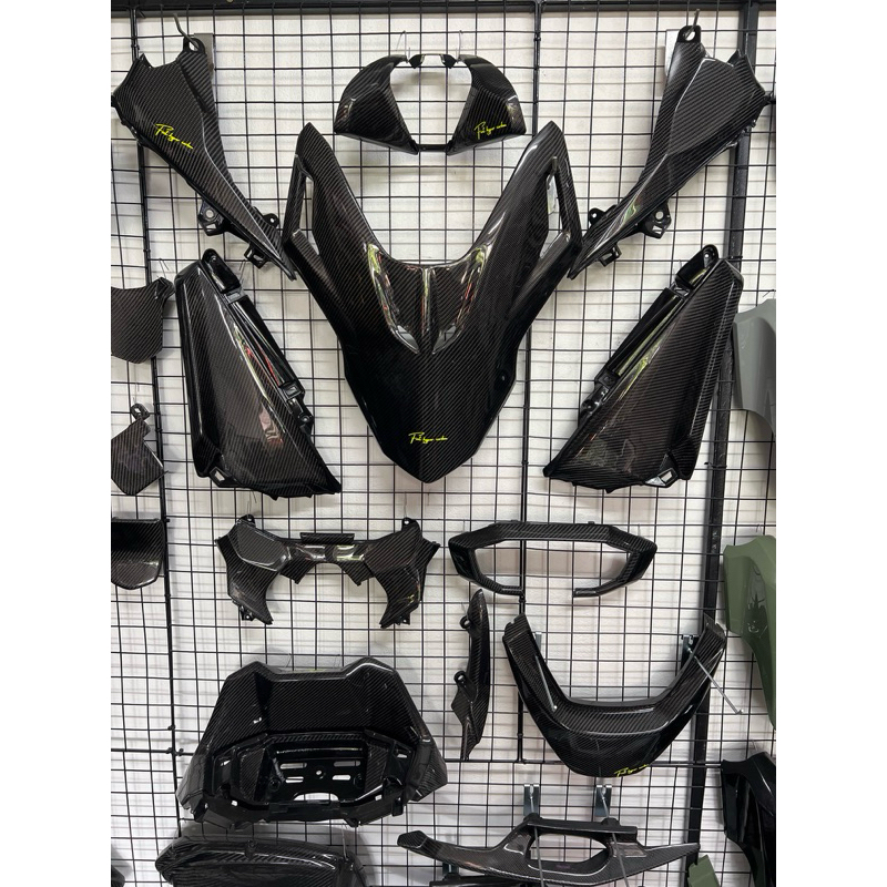 แก้มข้างคาร์บอน งานfiat hyper carbon (ไม่ต้องสับ)