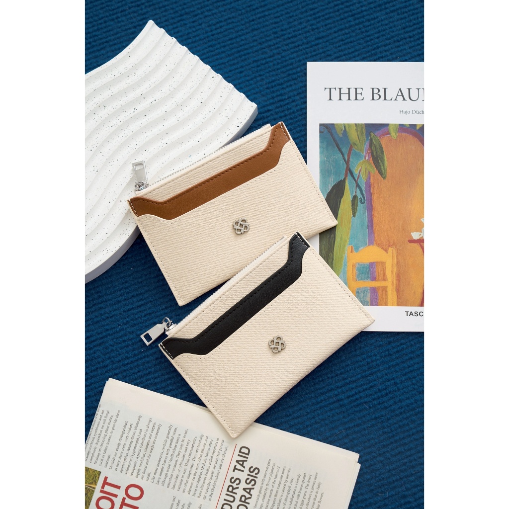 PEROTA “Chilly Card Holder” มาพร้อมกล่อง