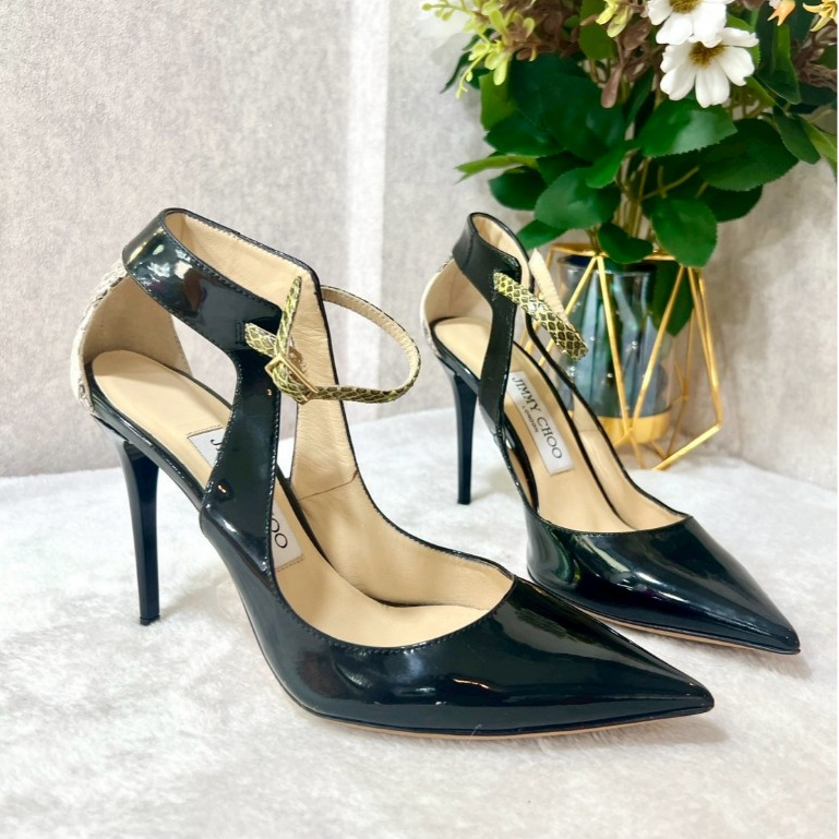 (มือ 2) รองเท้าส้นสูง Jimmy Choo Black Patent And Python Leather Ankle Strap Pumps Size 36