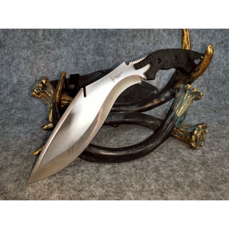 อุปกรณ์ตั้งแคมป์เดินป่า TODD BEGG KNIVES
เหล็ก SUS440A

ความแข็ง 60+-2 HRC

ด้ามจับ G10