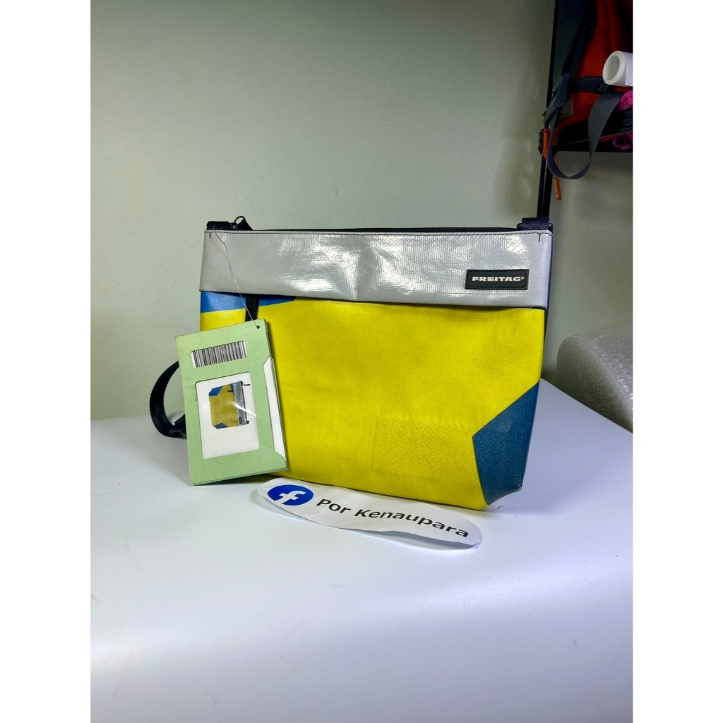 FREITAG F553 LOU | น้ำเงินเหลือง ลายดาว หายากขั้นสุด!